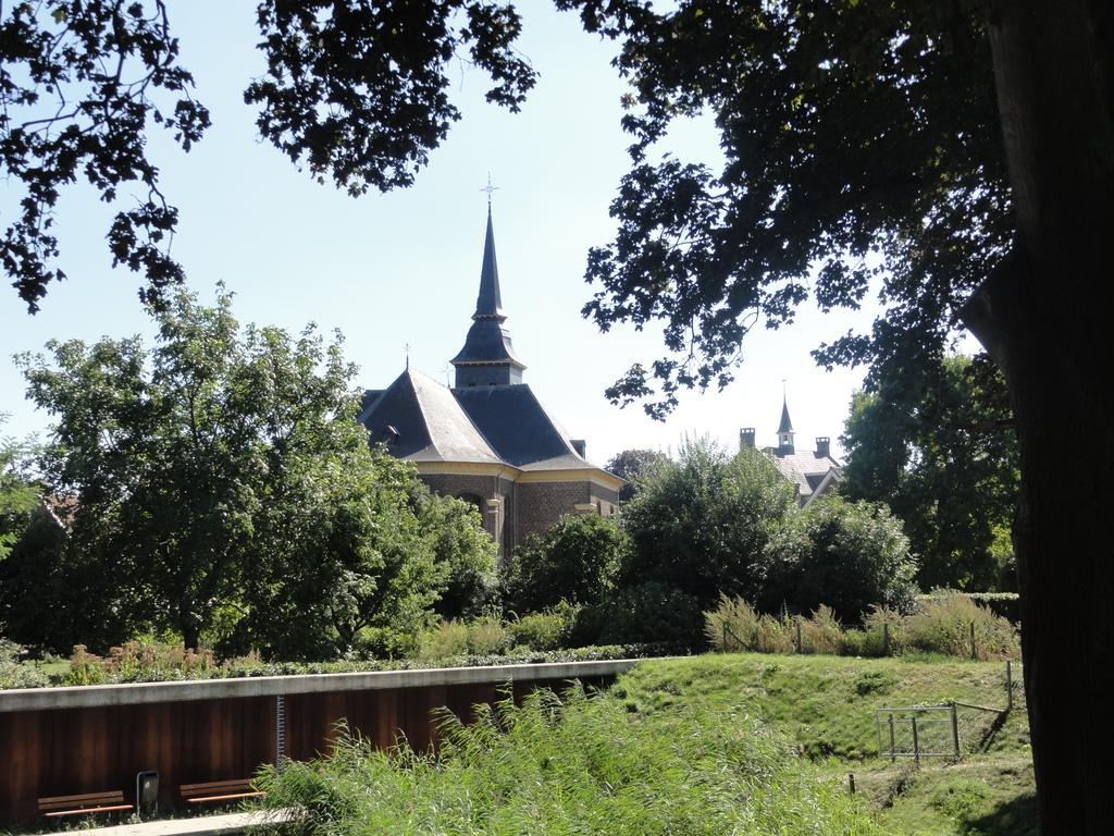 B&B Appartementen Engelenhof Stevensweert Kültér fotó